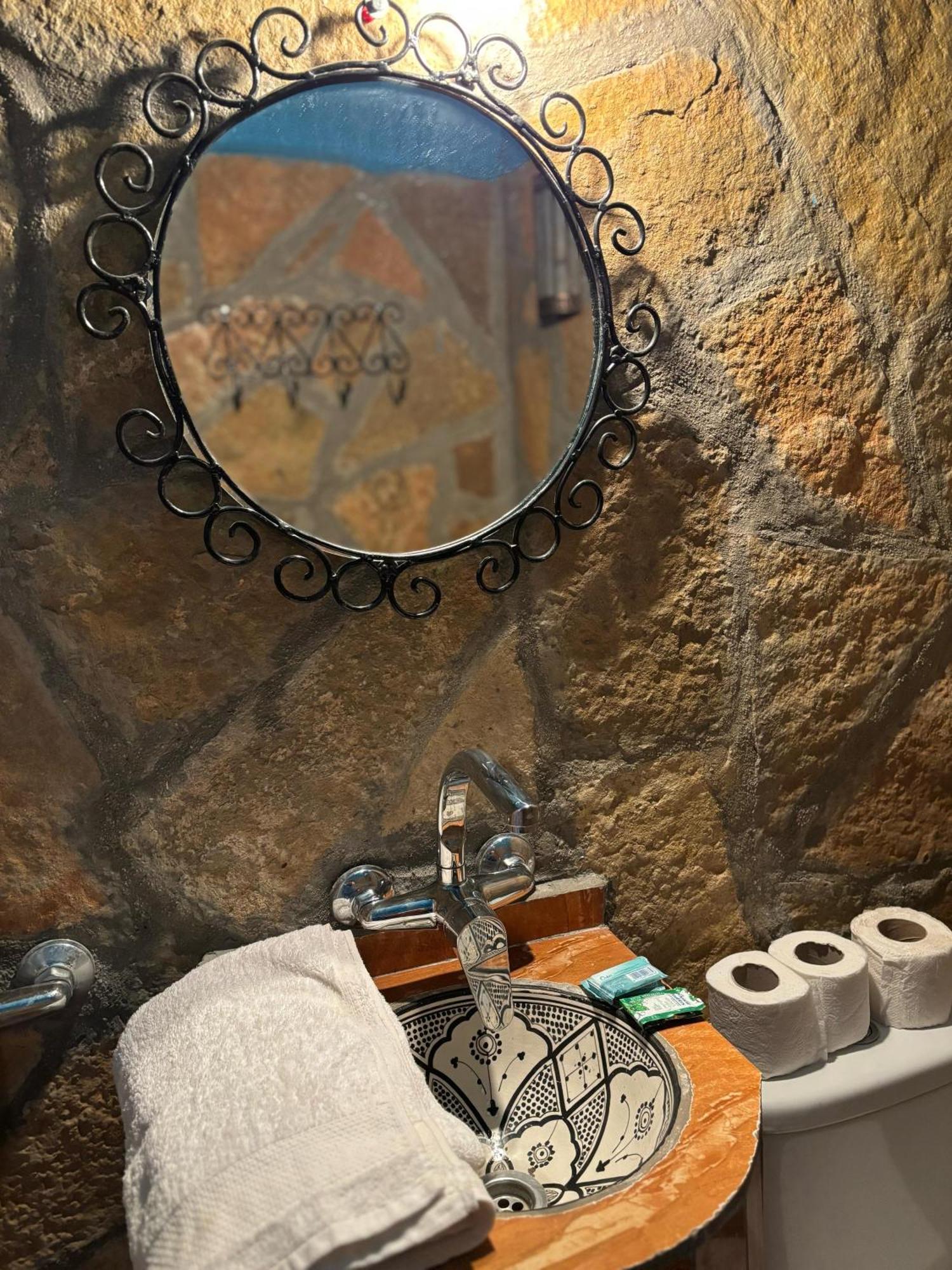 Auberge Restaurant Afoud Agoudal المظهر الخارجي الصورة